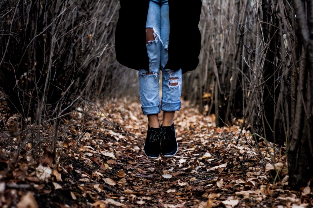 levitation, hanging, path